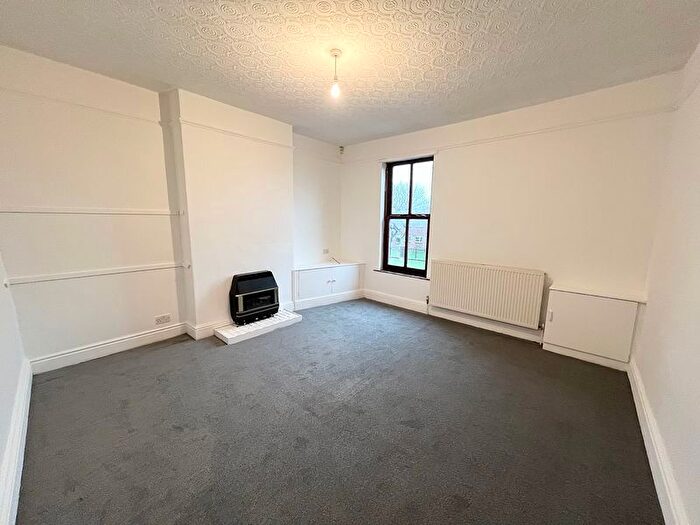 2 Bedroom Flat To Rent In Chapel Street, Leigh, WN7