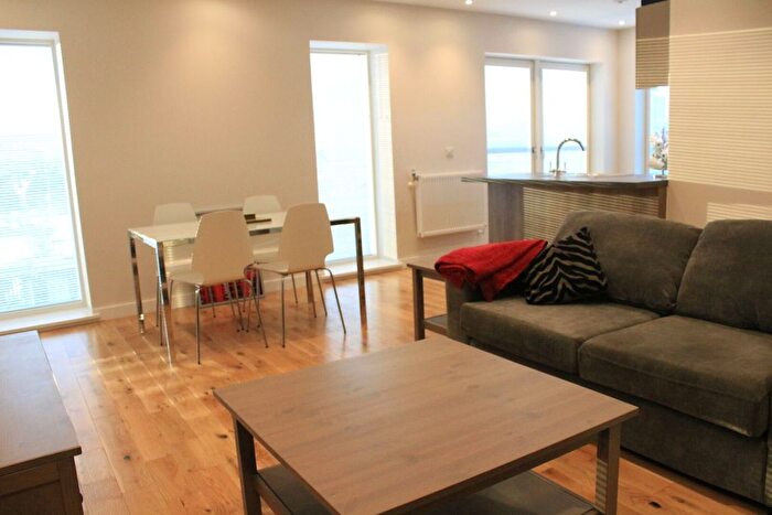 2 Bedroom Flat To Rent In Old Mill St, New Islington, Manchester, M4