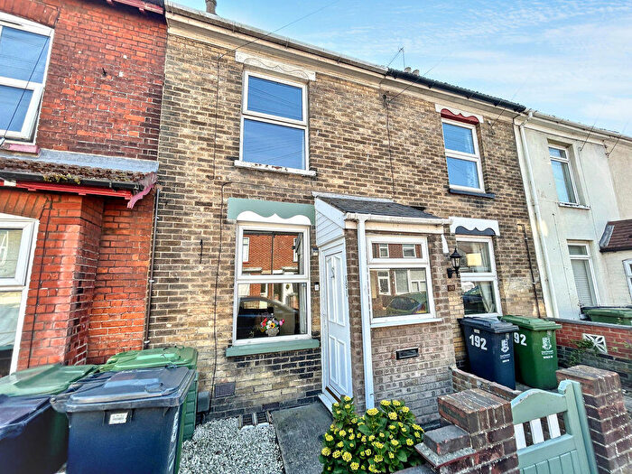 3 Bedroom Terraced House For Sale In Stafford Road, Great Yarmouth, NR31
