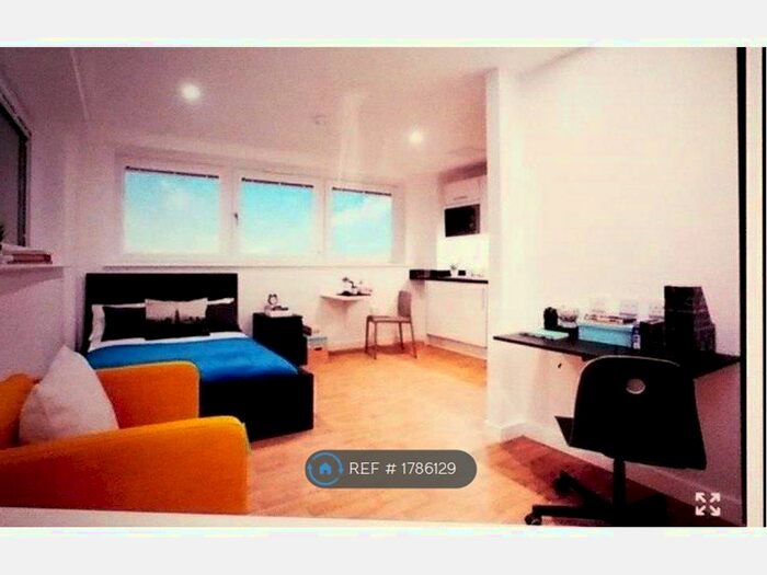 1 Bedroom Flat To Rent In Keel House Student Accommodation., Newcastle Under Lyme., ST5