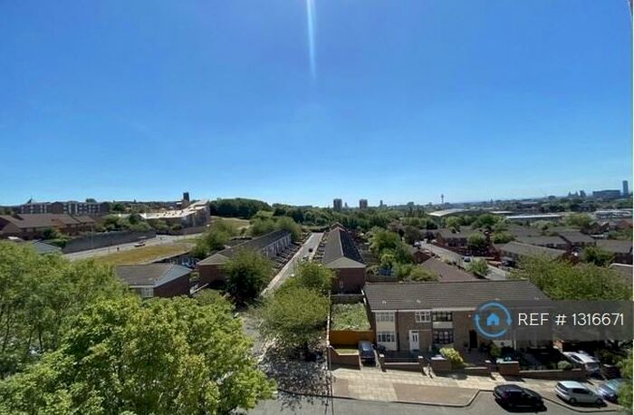 3 Bedroom Flat To Rent In Crete Tower, Liverpool, L5