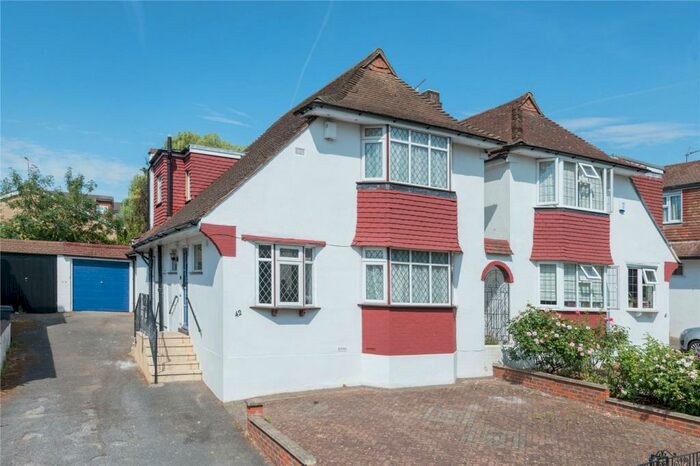 2 Bedroom House To Rent In Lamberhurst Road, West Norwood, London, SE27