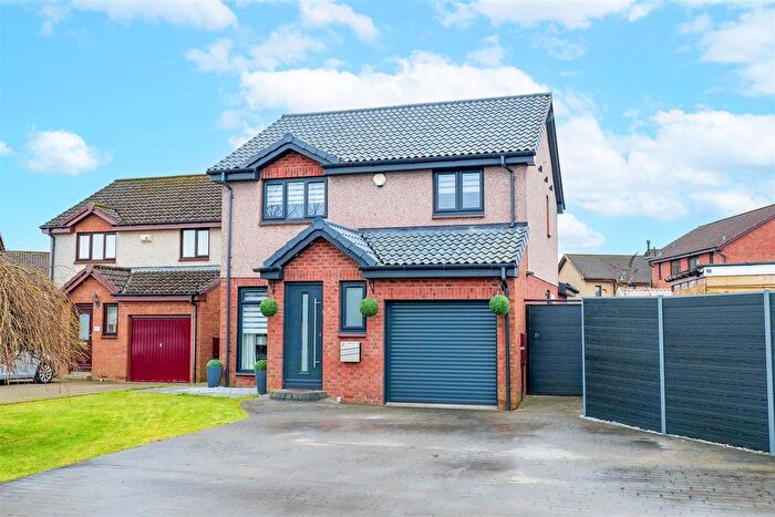 3 Bedroom Detached House For Sale In Bailie Fyfe Way, Overtown, Wishaw, ML2