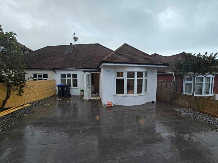 3 Bedroom Semi Detached House To Rent In Southwick Street, Brighton, BN42