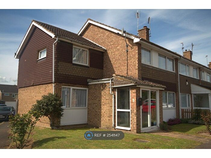 4 Bedroom End Of Terrace House To Rent In The Willows, Newington, Sittingbourne, ME9