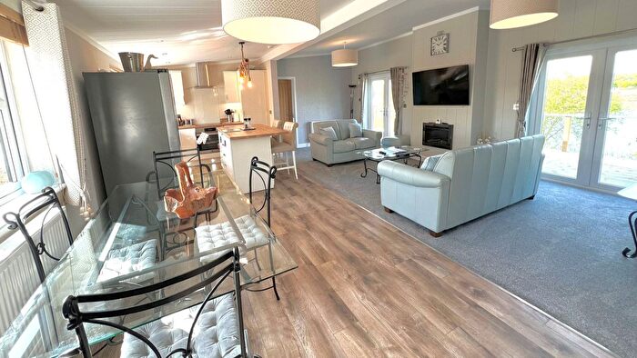 2 Bedroom Park Home For Sale In Routh, Beverley, HU17