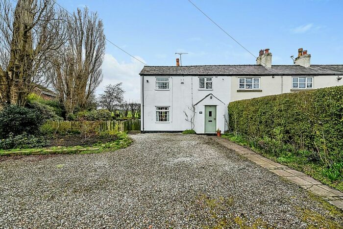 3 Bedroom Semi-Detached House For Sale In Pilling Lane, Liverpool, Merseyside, L31