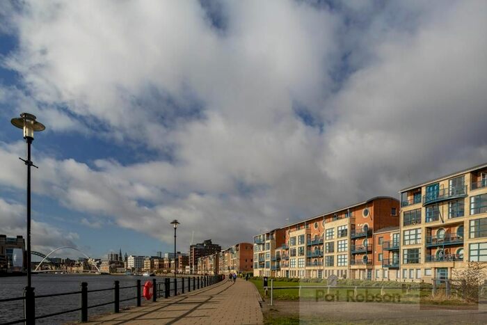 2 Bedroom Flat To Rent In Mariners Wharf, Quayside, Newcastle Upon Tyne NE1