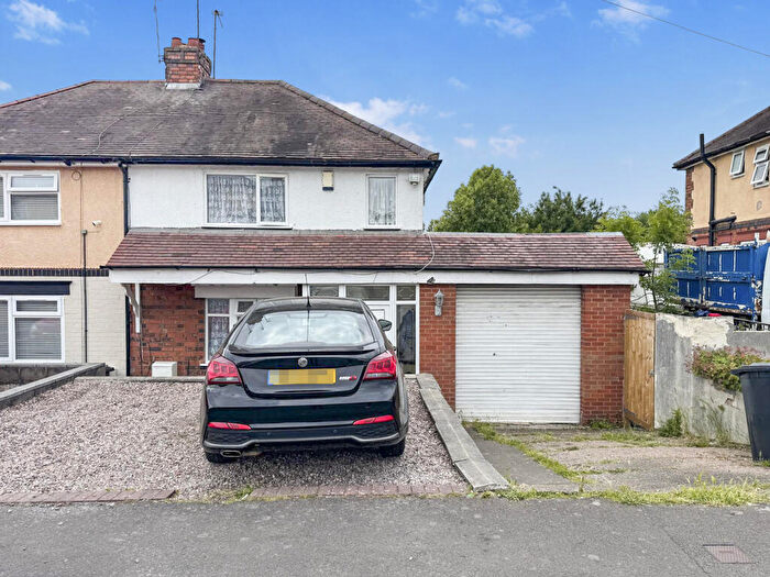 2 Bedroom Semi-Detached House To Rent In Limes Avenue, Brierley Hill, West Midlands, DY5