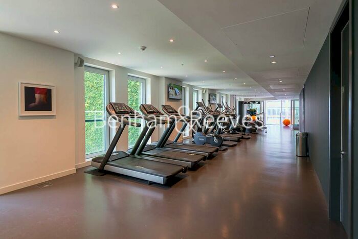 1 Bedroom Flat To Rent In Southwark Bridge Road, Borough, SE1