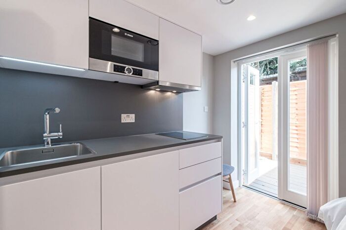 Studio To Rent In Howard Road, London, NW2