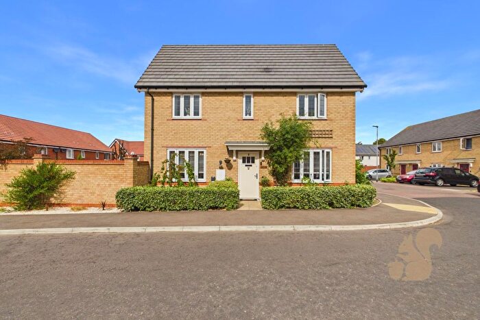 3 Bedroom Semi Detached House For Sale In Ranulf Road, Acton, CO10