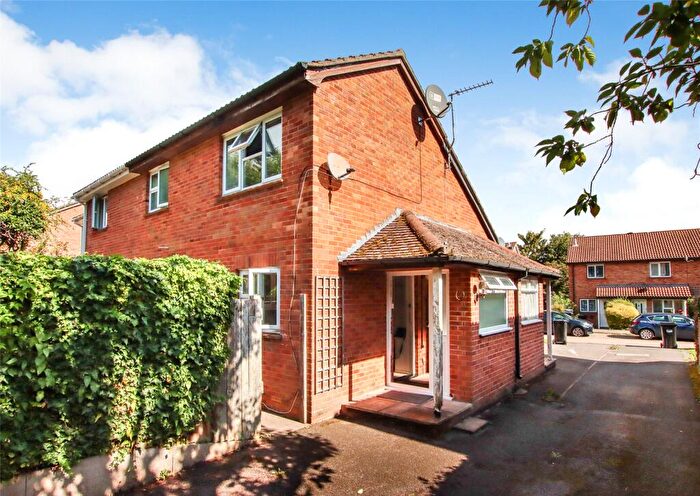 1 Bedroom Semi-Detached House For Sale In Ringbury, Lymington, Hampshire, SO41