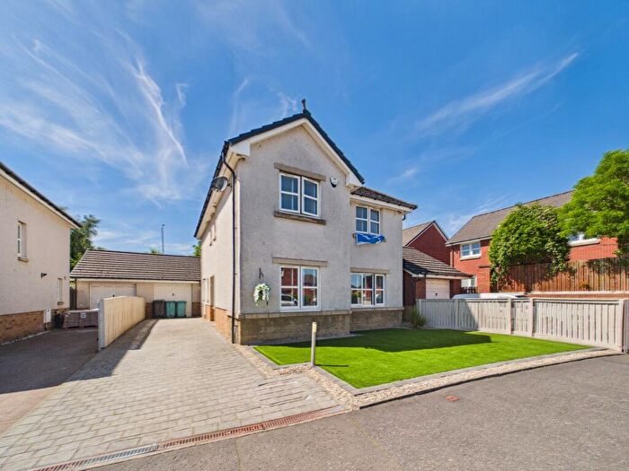 4 Bedroom Detached House For Sale In Sandpiper Crescent, Coatbridge, ML5