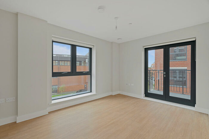 2 Bedroom Apartment To Rent In Newbury, RG14