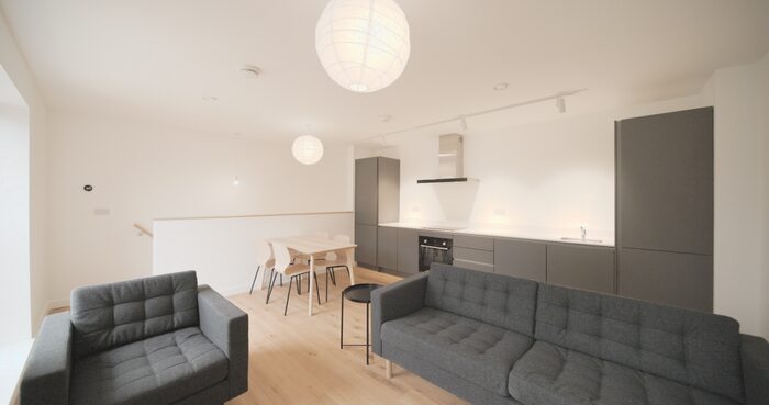 2 Bedroom Duplex To Rent In Cutlers Gardens, Sheffield, Yorkshire, S3