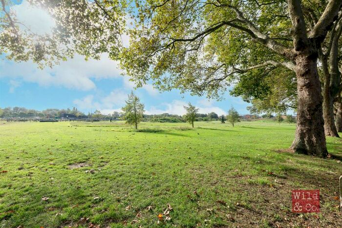 2 Bedroom Flat To Rent In Homerton Road, Homerton, E9