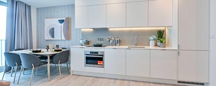 1 Bedroom Flat To Rent In Westfield Avenue, Stratford, London, E20