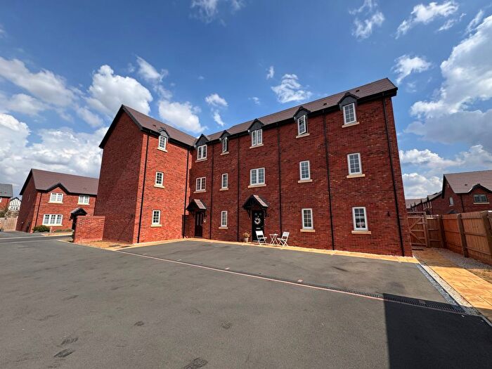 2 Bedroom Flat To Rent In Thorn Place, Stratford-Upon-Avon, CV37