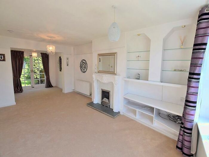 3 Bedroom Semi-Detached House To Rent In Morningside Drive, Didsbury, M20