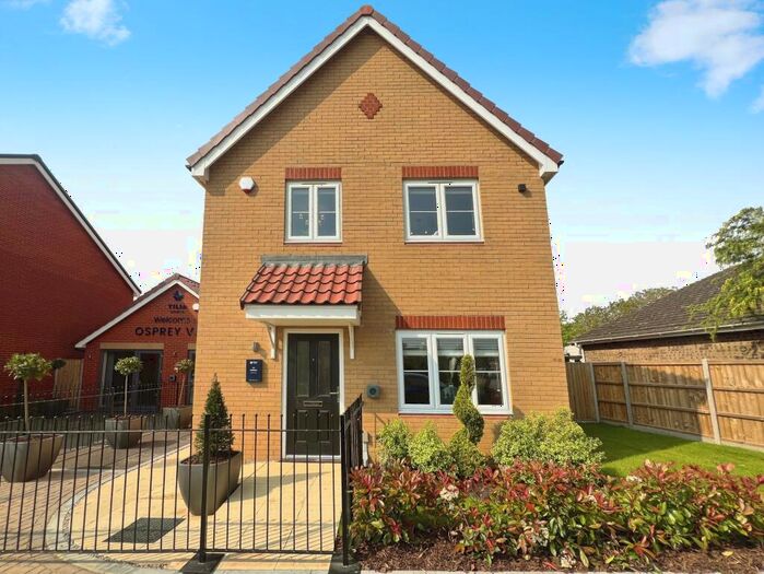 3 Bedroom House To Rent In Vickers Road, Beck Row, IP28