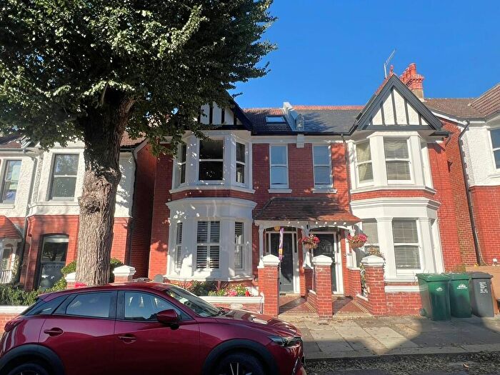3 Bedroom Maisonette For Sale In Glendale Road, Hove, BN3