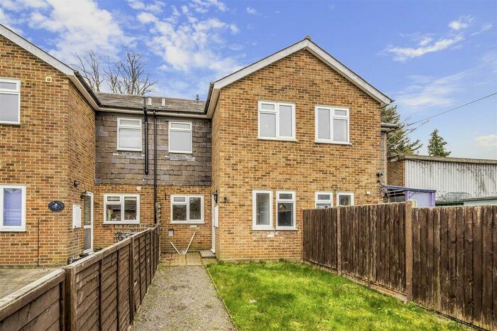 3 Bedroom Terraced House To Rent In Sandy Lane, Kingswood, Tadworth, KT20