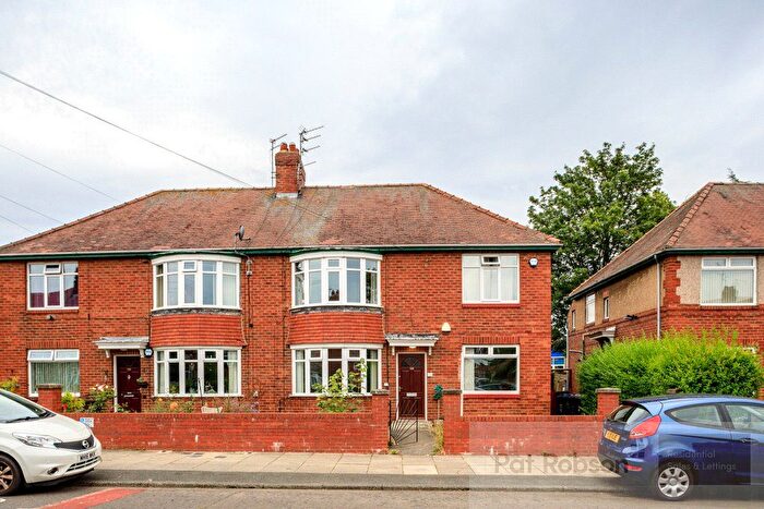 2 Bedroom Flat To Rent In Granville Road, Gosforth, Newcastle Upon Tyne, Tyne And Wear, NE3