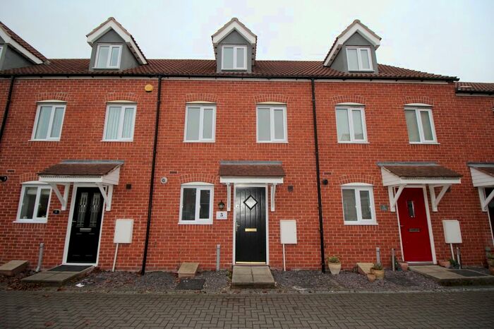 3 Bedroom Terraced House To Rent In Troilus Gardens, Hebburn, Tyne And Wear, NE31