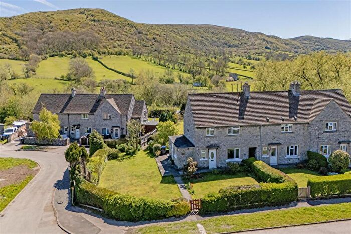 3 Bedroom End Of Terrace House For Sale In The Crescent, Bradwell, Hope Valley, S33