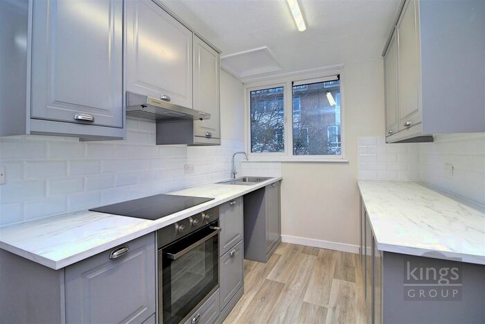 1 Bedroom Flat To Rent In Moorfield, Harlow, CM18