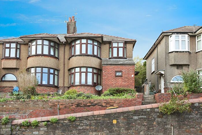 3 Bedroom Semi-detached House For Sale In Cardiff Road, Newport, NP20