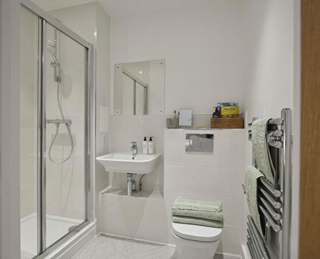 1 Bedroom Flat To Rent In Roden Street Ilford, IG1