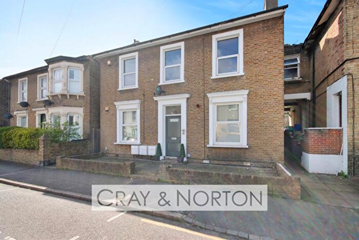 1 Bedroom Flat For Sale In St James Park, Croydon, CR0