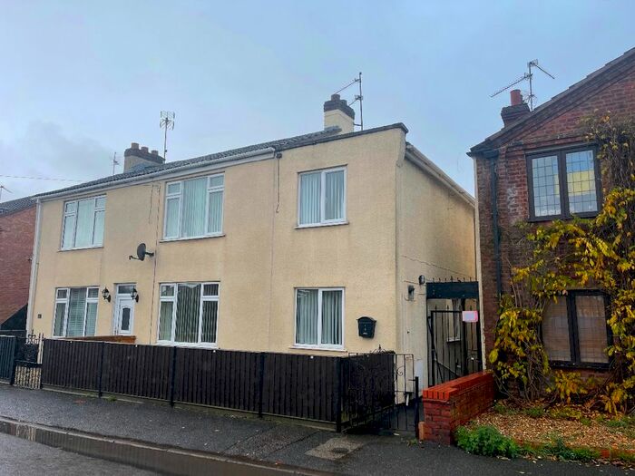 2 Bedroom Semi-Detached House To Rent In Gaultree Square, Emneth, Wisbech, PE14