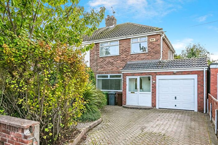 3 Bedroom Property To Rent In Lonsdale Road, Liverpool, L37