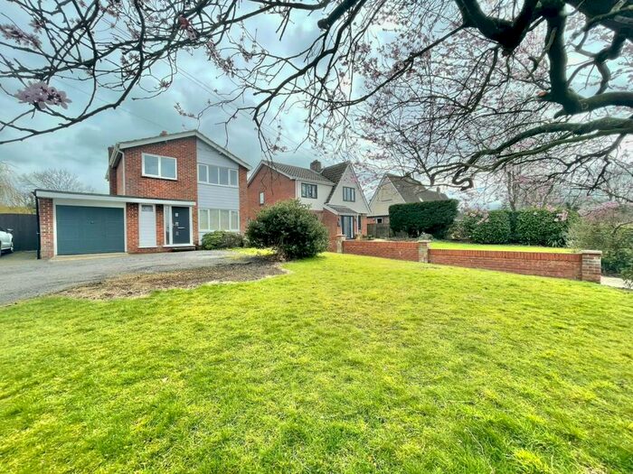 3 Bedroom Detached House To Rent In Shotford Road, Norwich, IP20