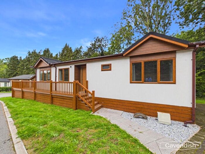 2 Bedroom Park Home For Sale In The Pines, Llanbedr Dyffryn Clwyd, Ruthin, LL15