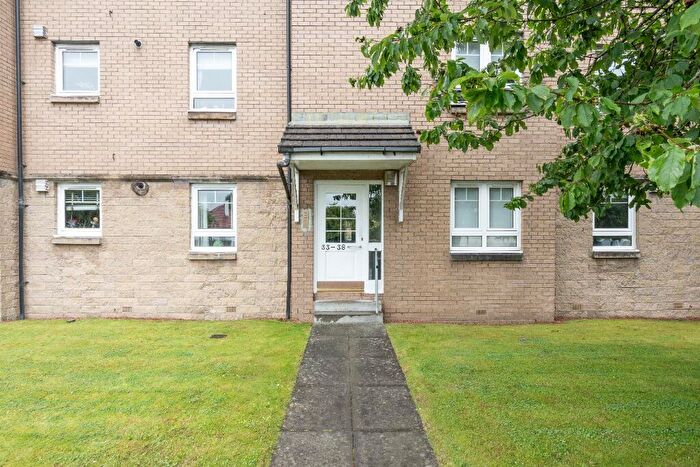 2 Bedroom Flat To Rent In Whitelaw Gardens, Bishopbriggs, Glasgow, G64