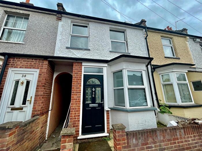 3 Bedroom Terraced House To Rent In Carlisle Road, Dartford, Kent, DA1