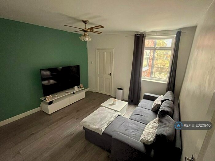 3 Bedroom Terraced House To Rent In Burns Street, Heanor, DE75