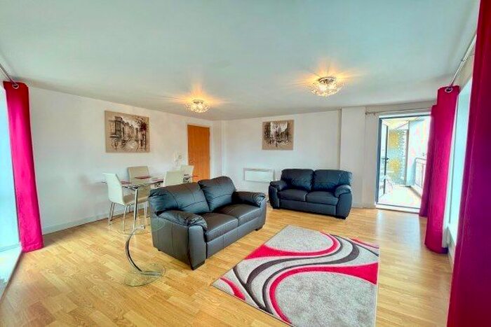 2 Bedroom Flat To Rent In Baltic Quay, Gateshead, NE8