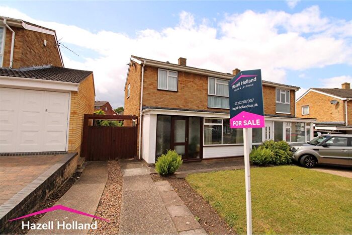 3 Bedroom Semi-Detached House For Sale In Azalea Drive, Swanley, BR8