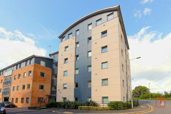 Apartment To Rent In De Grey Road, Colchester, Essex, CO4
