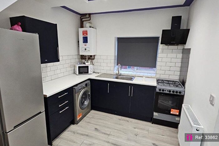 3 Bedroom Flat To Rent In Cook Street, Leigh, WN7