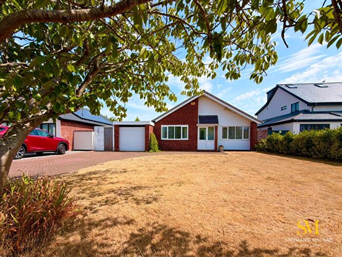 3 Bedroom Detached Bungalow For Sale In Harington Road, Formby, Liverpool, L37