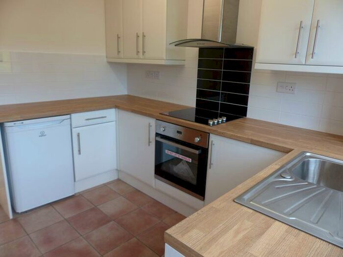 3 Bedroom Terraced House To Rent In Bramley Close, Bristol, BS35