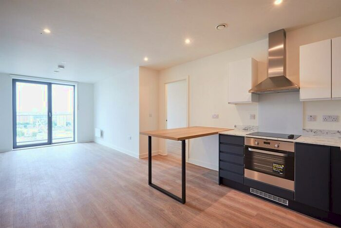 2 Bedroom Apartment To Rent In Laurence Place, M3