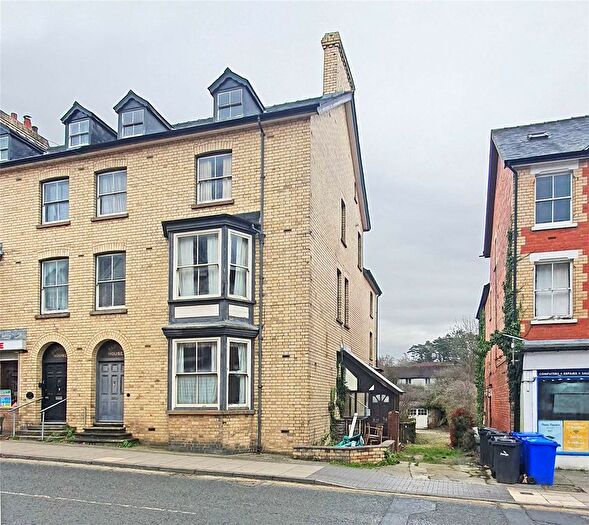 7 Bedroom Semi Detached House For Sale In Temple Street, Llandrindod Wells, Powys, LD1