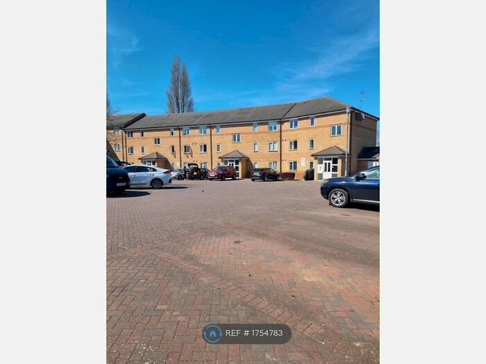 2 Bedroom Flat To Rent In Beaver Close, Morden, SM4